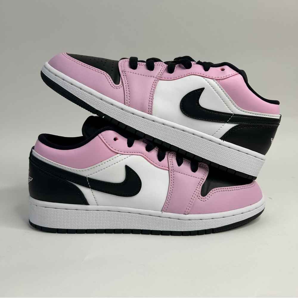 Nike Air Jordan 1 Retro Low GS “Light Artic Pink” 2023 - Picture 1 of 9